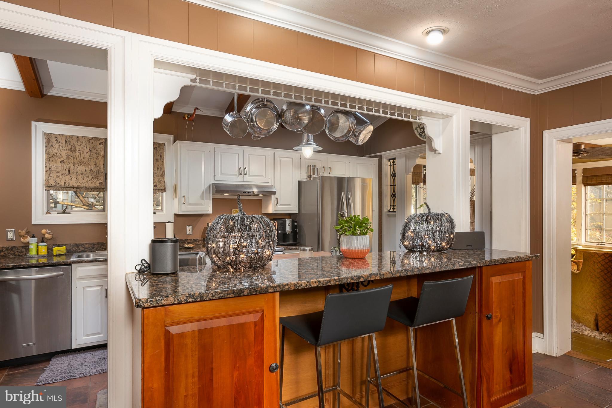 204 Cedarcroft Road Baltimore, MD 21212 - Photo 11 of 39 Kitchen Breakfast Area