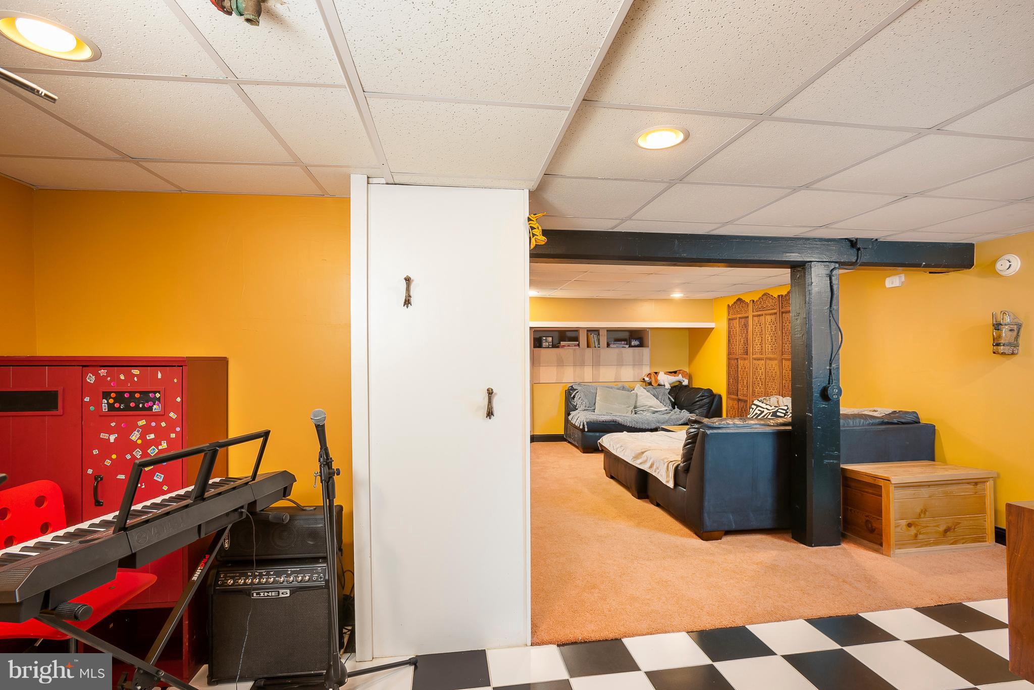 204 Cedarcroft Road Baltimore, MD 21212 - Photo 30 of 39 Basement Rec Room