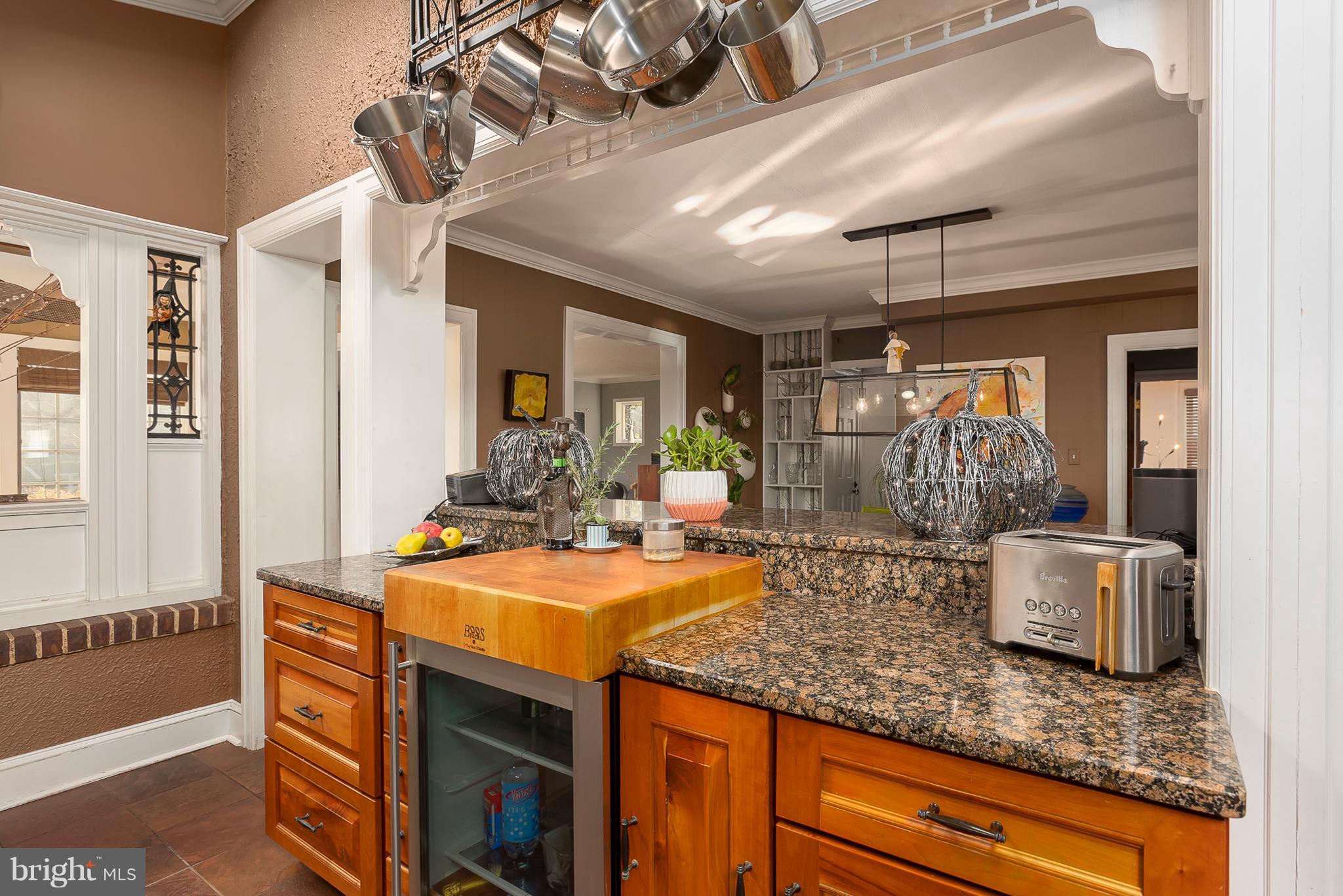 204 Cedarcroft Road Baltimore, MD 21212 - Photo 9 of 39 Kitchen Work Area