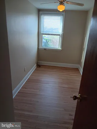 $1,950 | 4 Academy Avenue, Glenolden, PA 19036