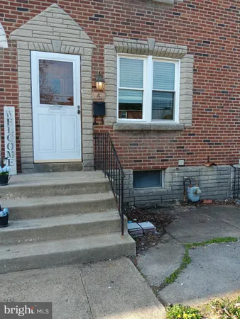 $1,950 | 4 Academy Avenue, Glenolden, PA 19036