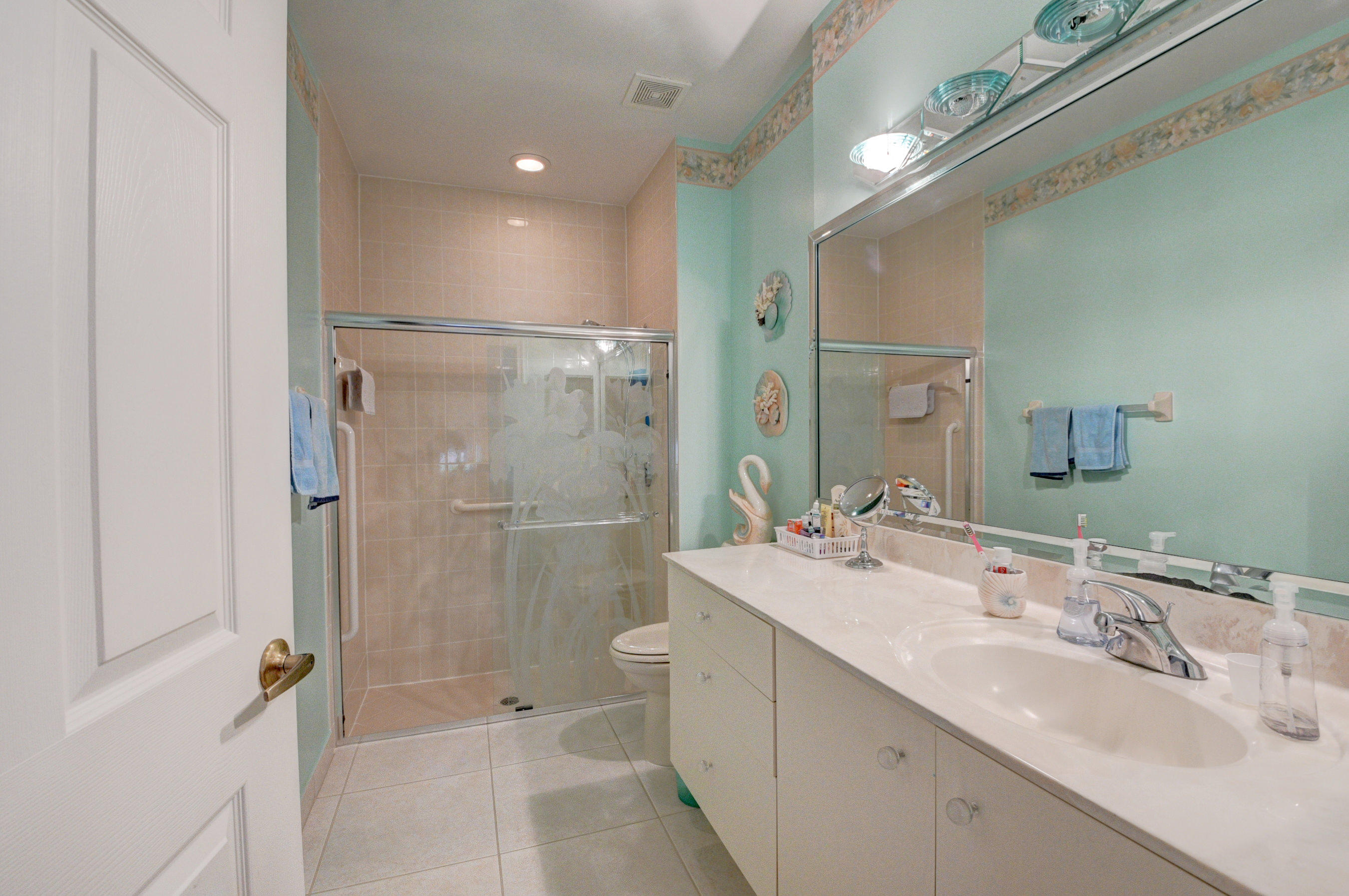 6106 Heliconia Road Delray Beach, FL 33484 - Photo 24 of 68 29_dsc_10001 (7)_8)_9)_10)_11)