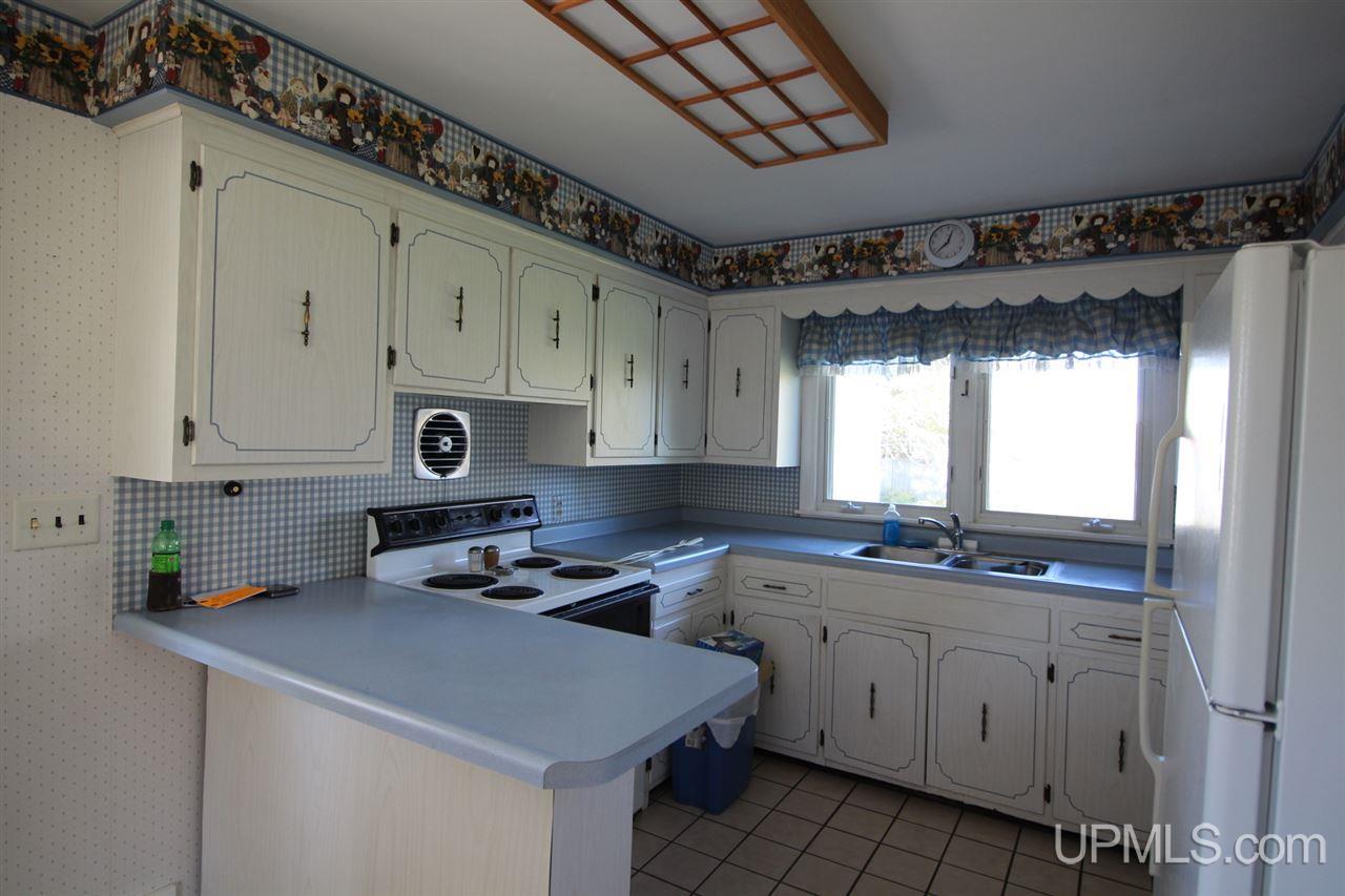 W143 Co Road Stephenson, MI 49887 - Photo 4 of 24