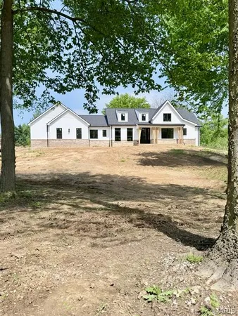 $839,900 | 169 Gall Road, Columbia, IL 62236