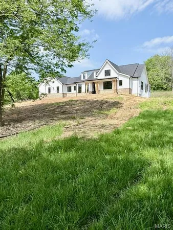 $839,900 | 169 Gall Road, Columbia, IL 62236