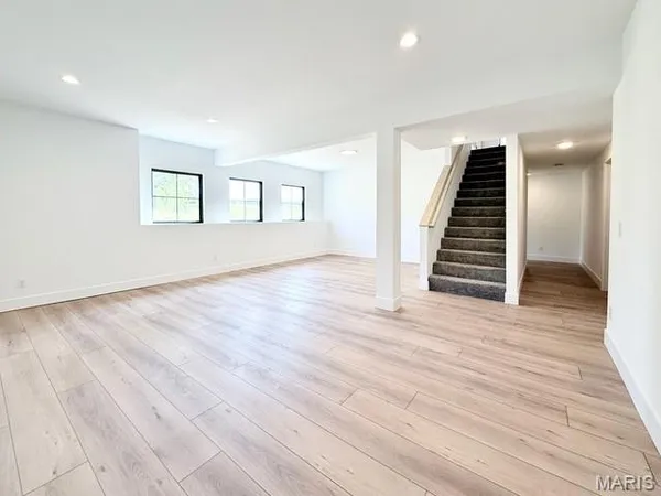$839,900 | 169 Gall Road, Columbia, IL 62236