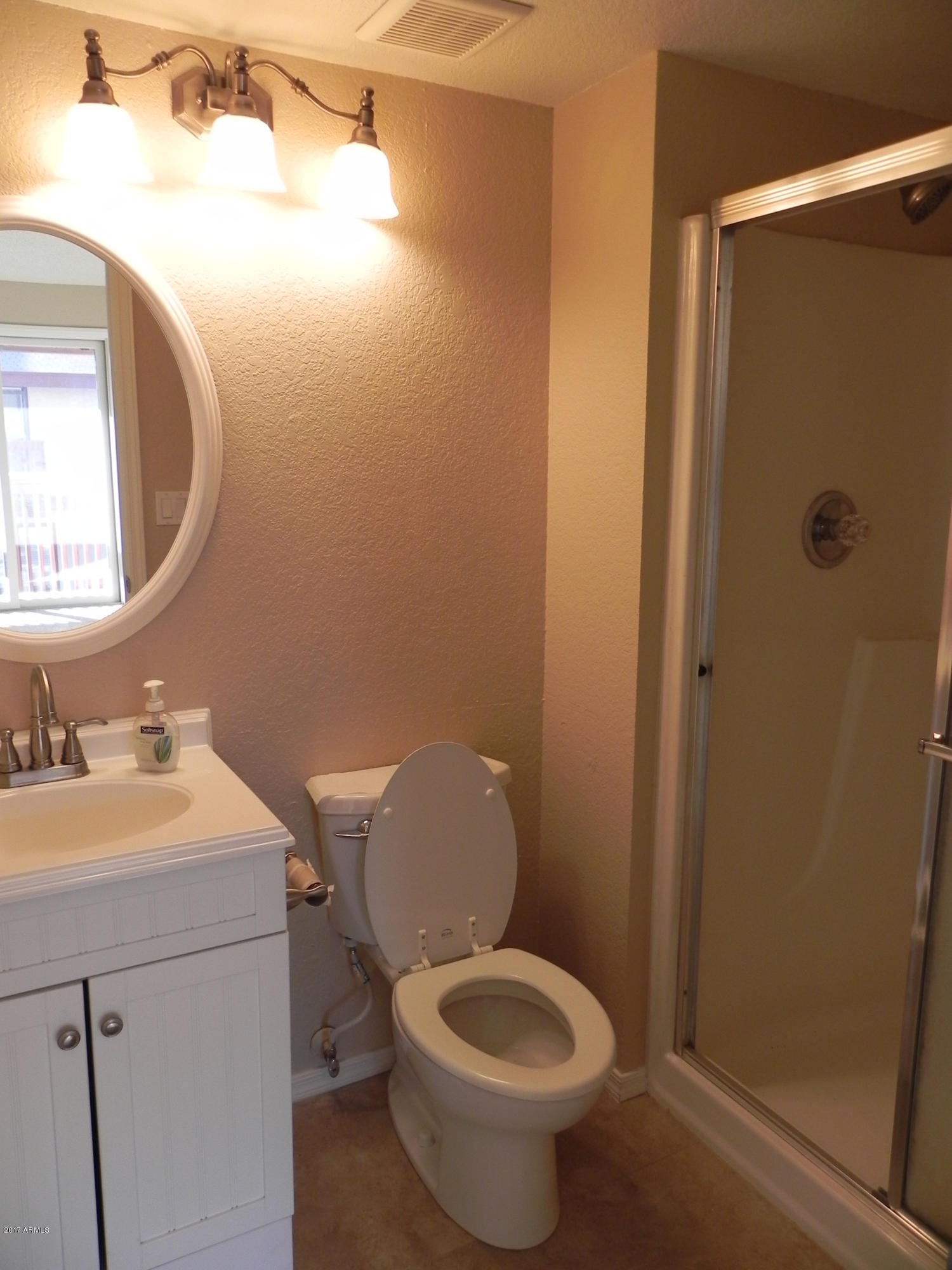 1402 East Osborn Road, Unit 18 Phoenix, AZ 85014 - Photo 6 of 11 06 Master Bath