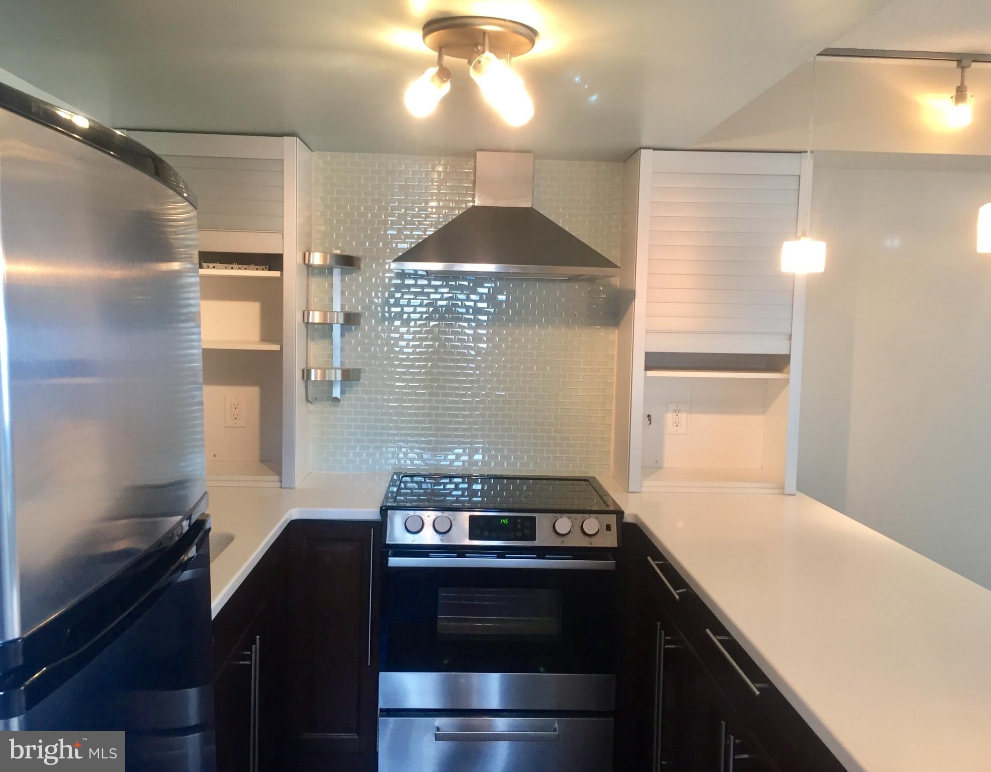 1420 Locust Street, Unit 22H Philadelphia, PA 19102 - Photo 2 of 15