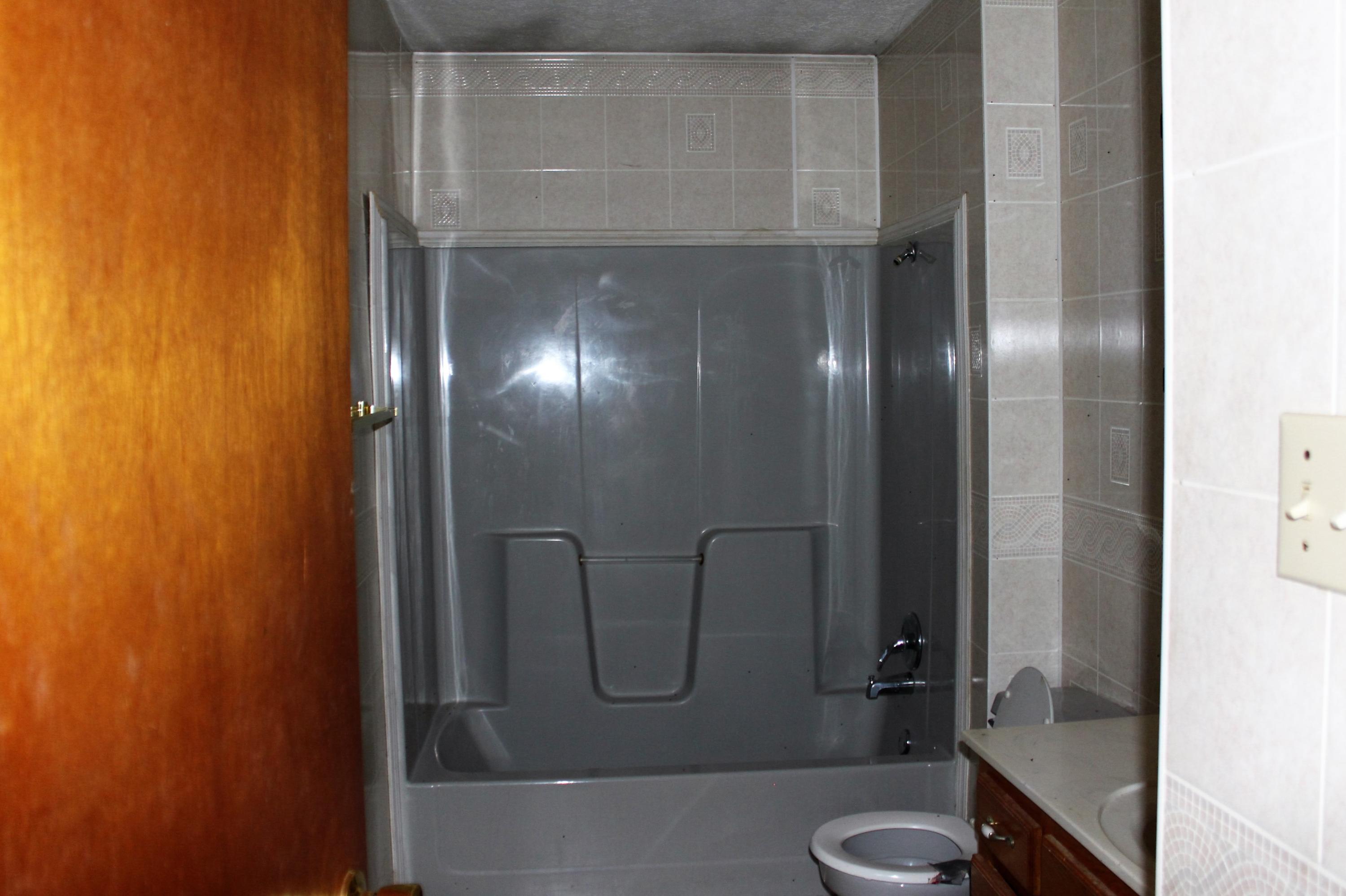 224 Trammel Cemetery Road Winfield, TN 37892 - Photo 11 of 16 masterbath