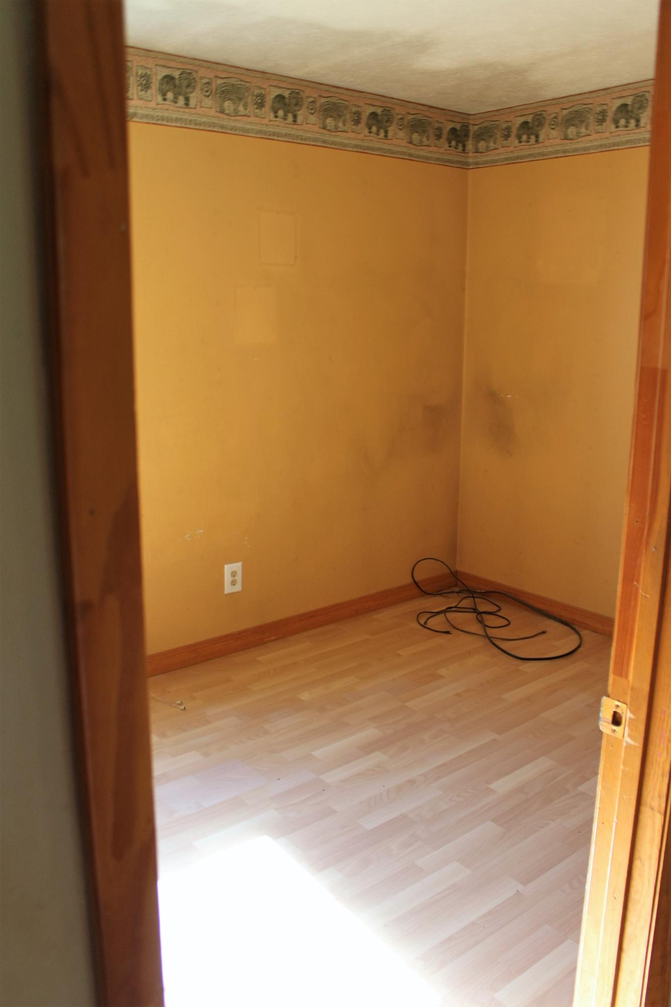 224 Trammel Cemetery Road Winfield, TN 37892 - Photo 14 of 16 masterbedroom