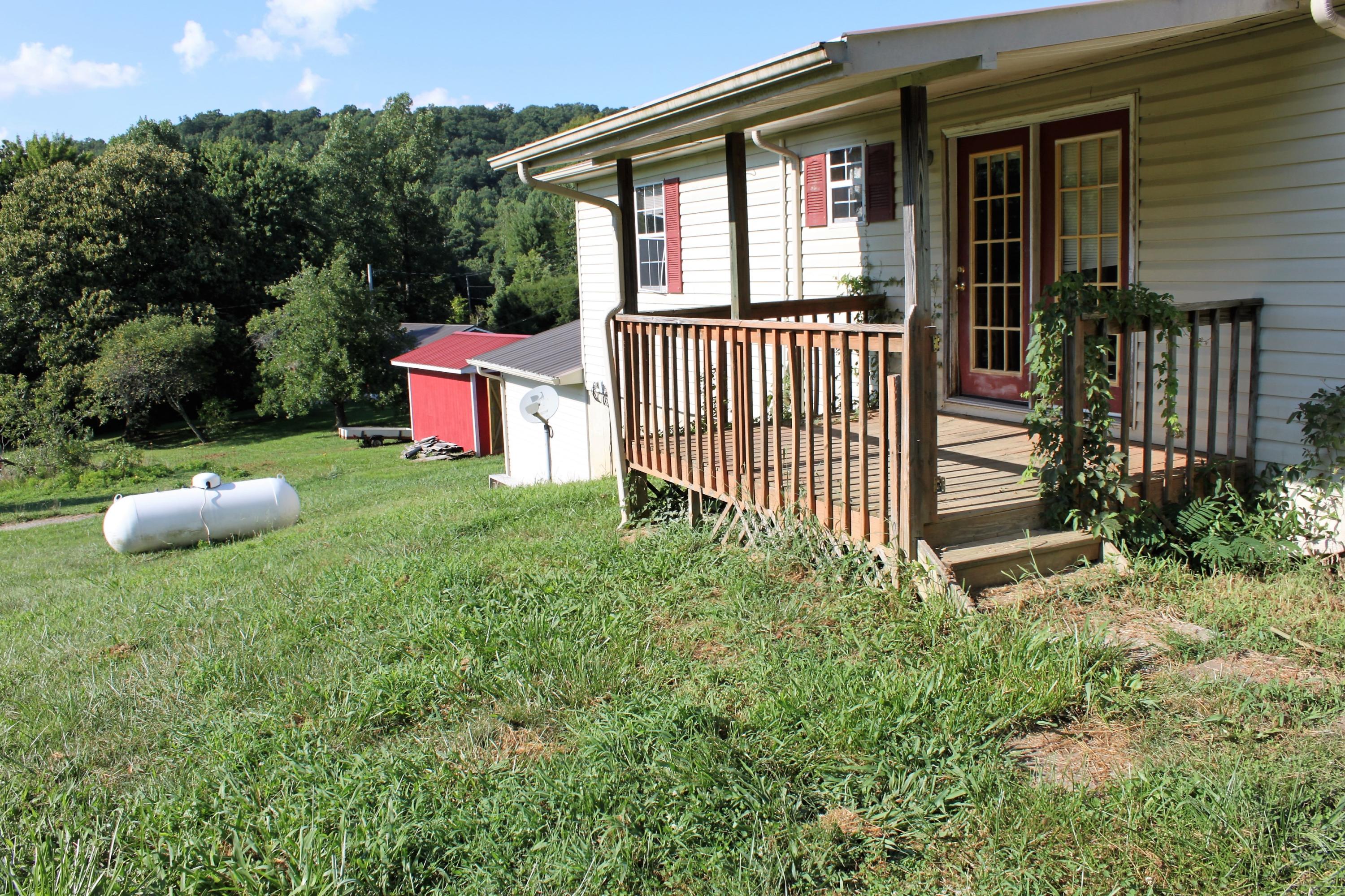 224 Trammel Cemetery Road Winfield, TN 37892 - Photo 3 of 16 Back