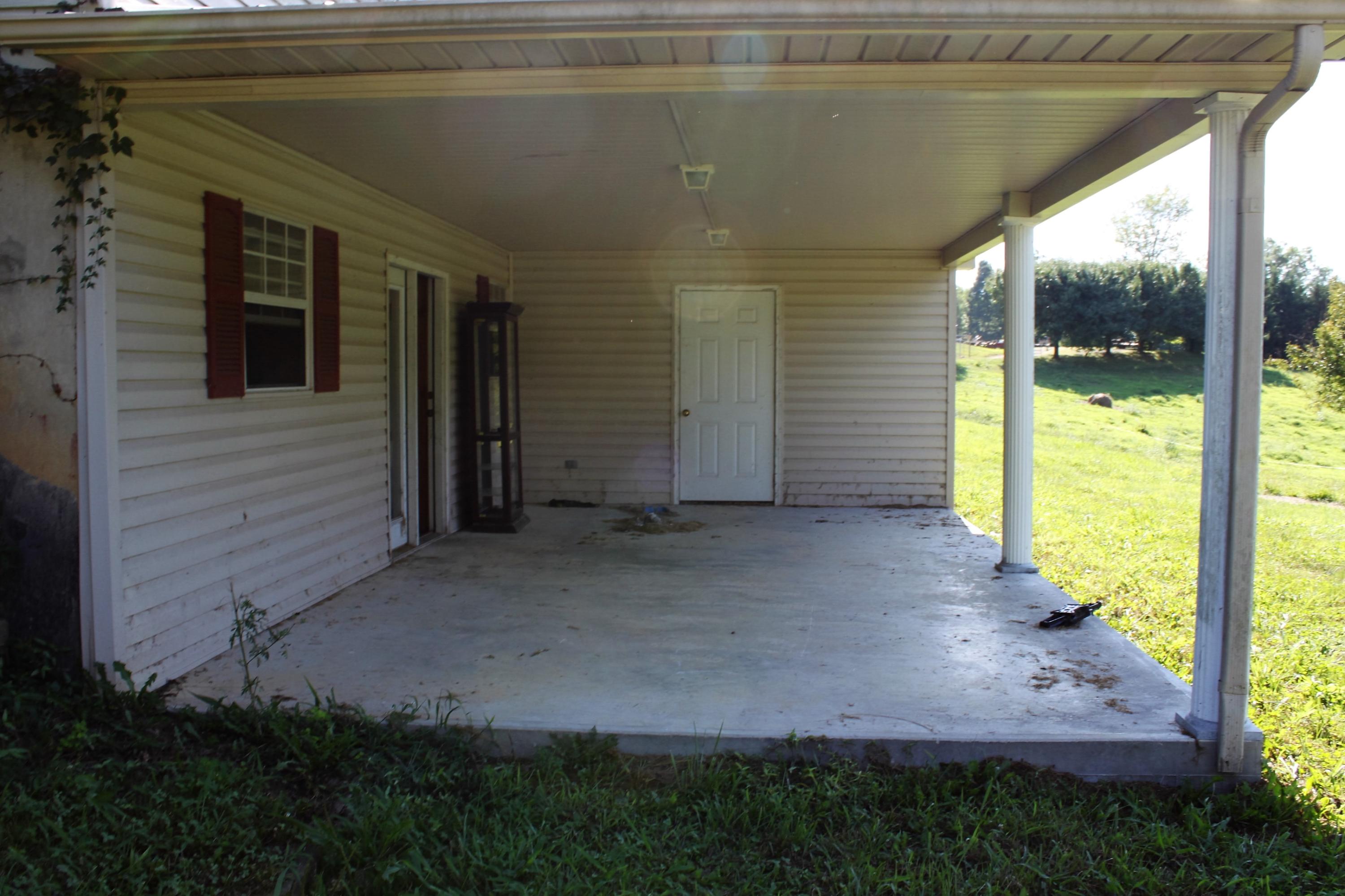 224 Trammel Cemetery Road Winfield, TN 37892 - Photo 6 of 16 carport