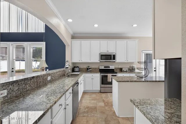 $650,000 | 10584 Creston Glen Circle East, Jacksonville, FL 32256