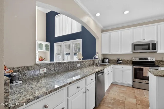 $650,000 | 10584 Creston Glen Circle East, Jacksonville, FL 32256