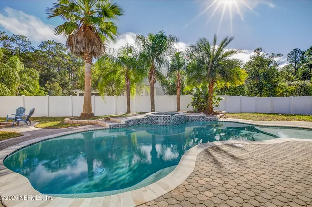 $650,000 | 10584 Creston Glen Circle East, Jacksonville, FL 32256