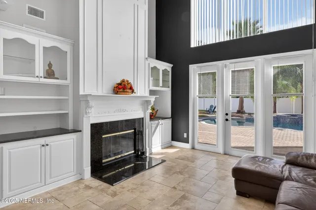 $650,000 | 10584 Creston Glen Circle East, Jacksonville, FL 32256