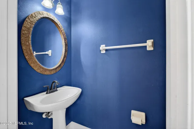 $650,000 | 10584 Creston Glen Circle East, Jacksonville, FL 32256