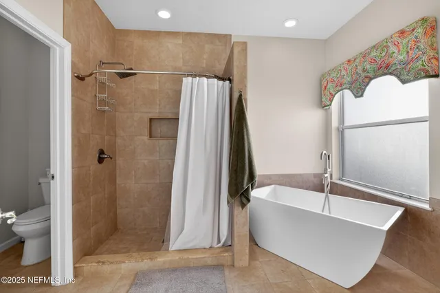 $650,000 | 10584 Creston Glen Circle East, Jacksonville, FL 32256