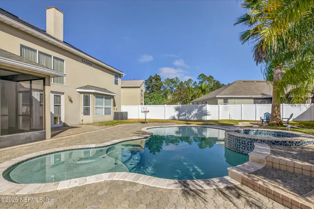 $650,000 | 10584 Creston Glen Circle East, Jacksonville, FL 32256