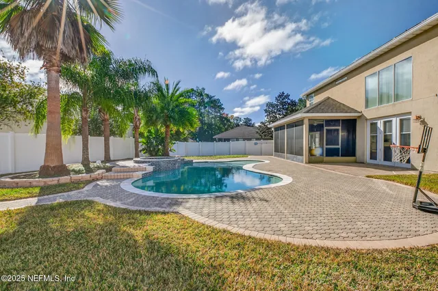 $650,000 | 10584 Creston Glen Circle East, Jacksonville, FL 32256