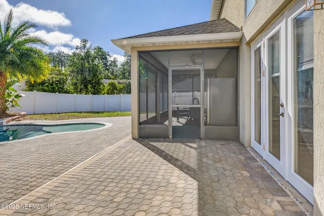 $650,000 | 10584 Creston Glen Circle East, Jacksonville, FL 32256