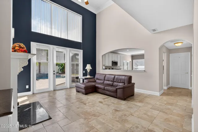 $650,000 | 10584 Creston Glen Circle East, Jacksonville, FL 32256