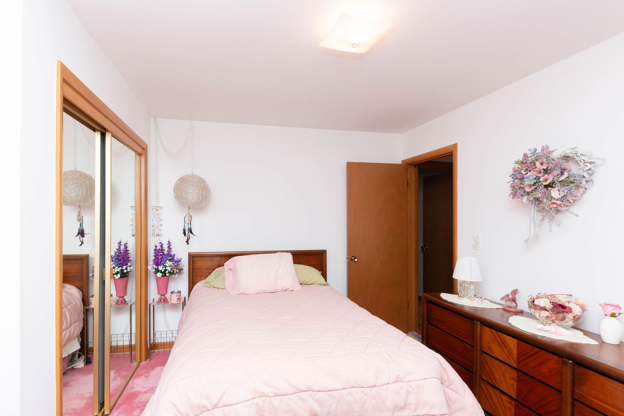 4928 North 89th Street Milwaukee, WI 53225 - Photo 20 of 44 Cathy4928N89th-46