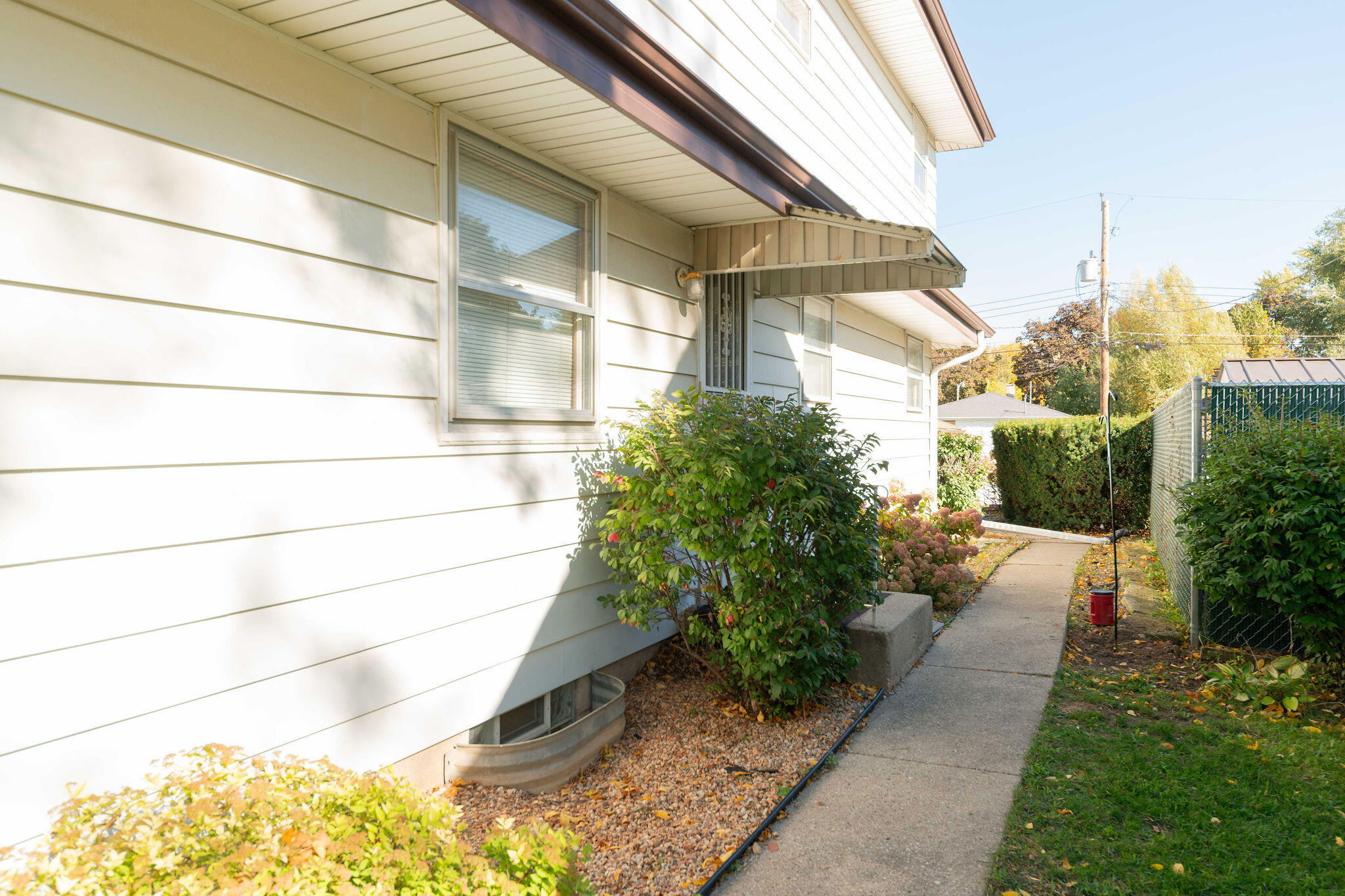 4928 North 89th Street Milwaukee, WI 53225 - Photo 3 of 44 Cathy4928N89th-8