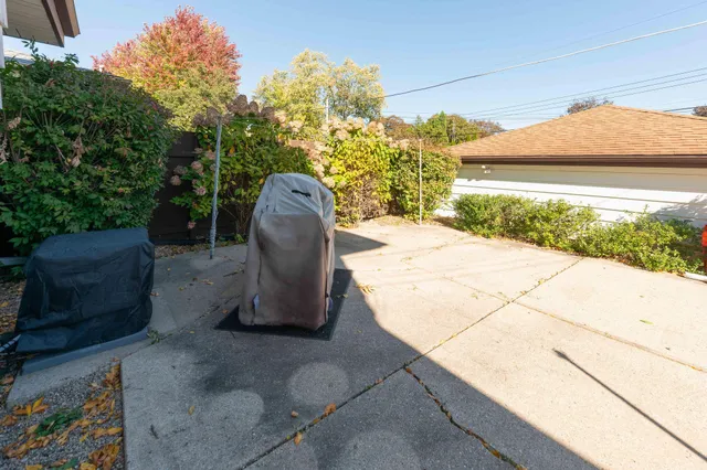 $260,000 | 4928 North 89th Street, Milwaukee, WI 53225