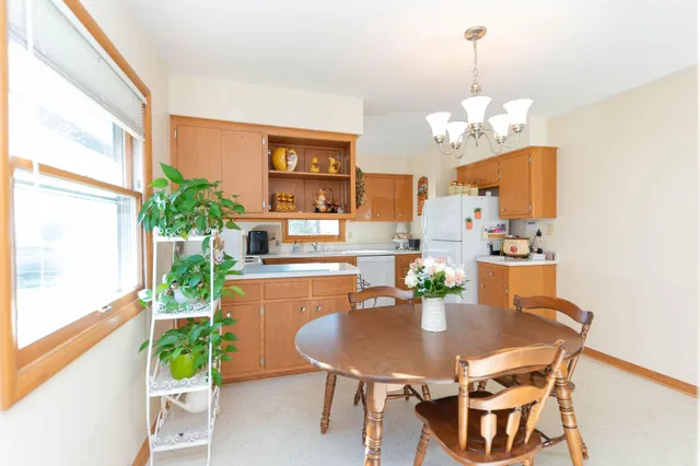 $260,000 | 4928 North 89th Street, Milwaukee, WI 53225