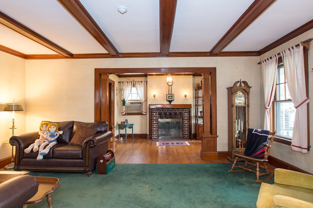 34 Willoughby Road Milton, MA 02186 - Photo 11 of 25