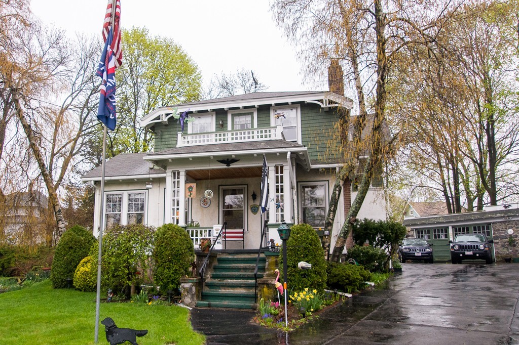 34 Willoughby Road Milton, MA 02186 - Photo 2 of 25