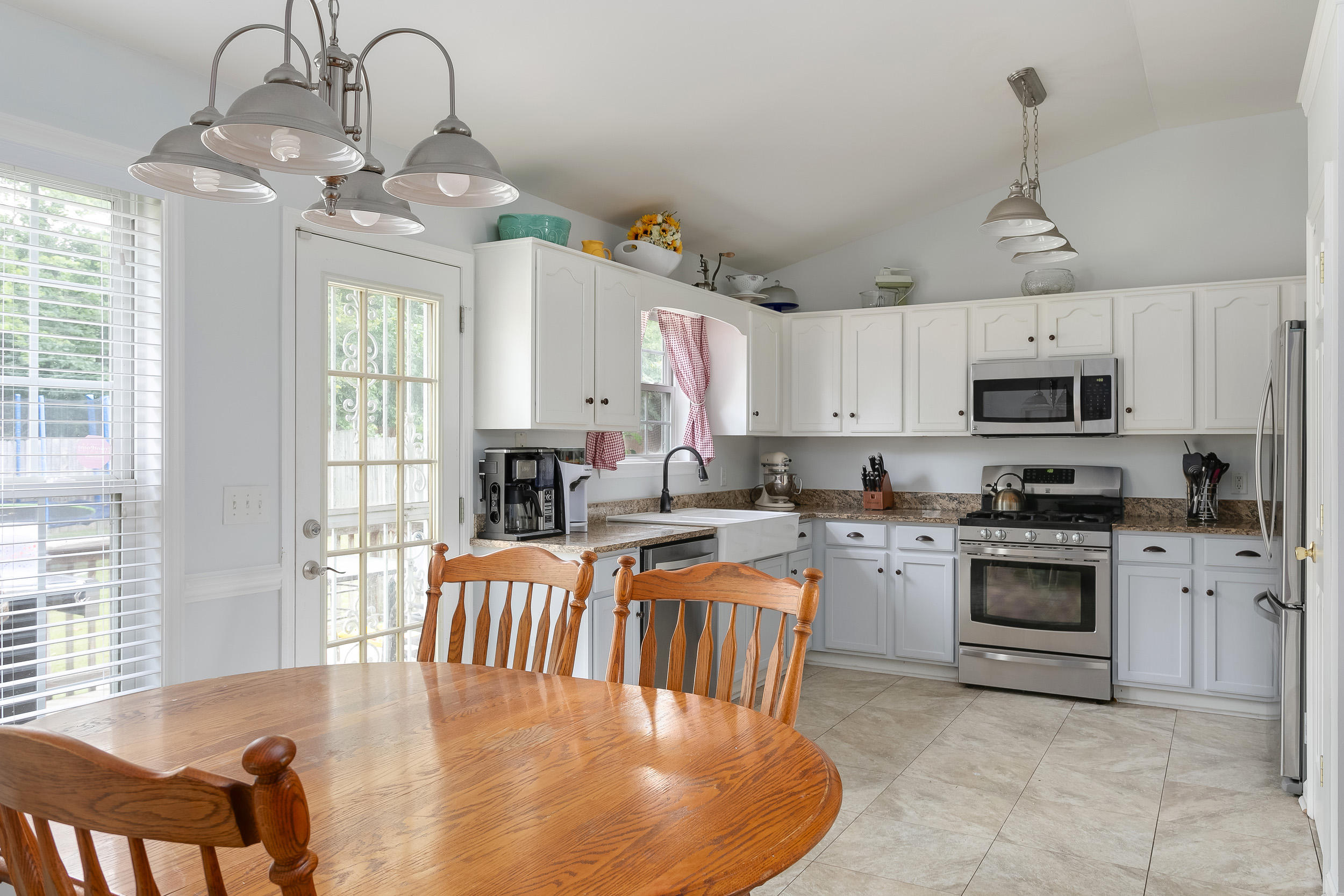 1855 Cannondale Loop Chattanooga, TN 37421 - Photo 5 of 15 1855 Cannondale Loop_Dining _ Kitchen_Ch
