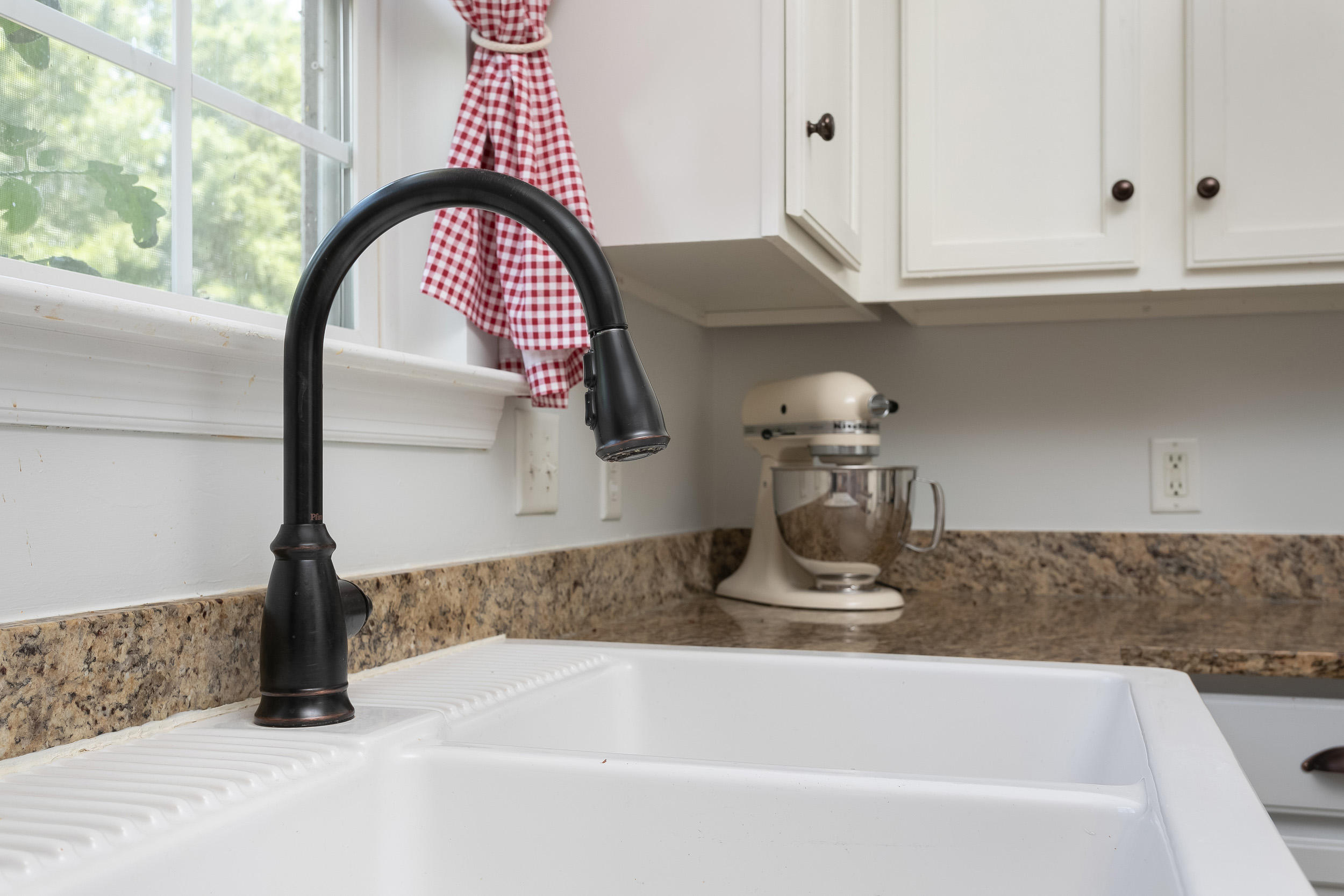1855 Cannondale Loop Chattanooga, TN 37421 - Photo 8 of 15 1855 Cannondale Loop_Kitchen Sink_Choice