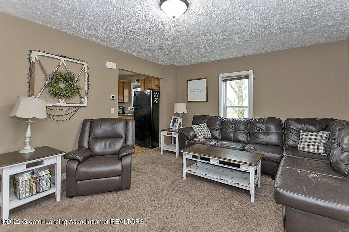 10577 West Townsend Road Fowler, MI 48835 - Photo 3 of 25 03