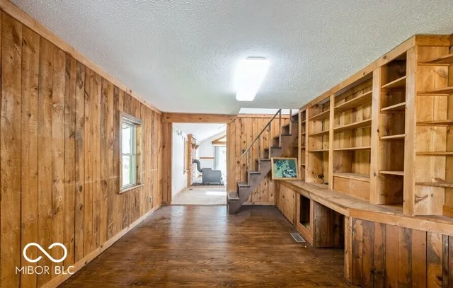 $289,900 | 16905 North County Road 450 East, Eaton, IN 47338