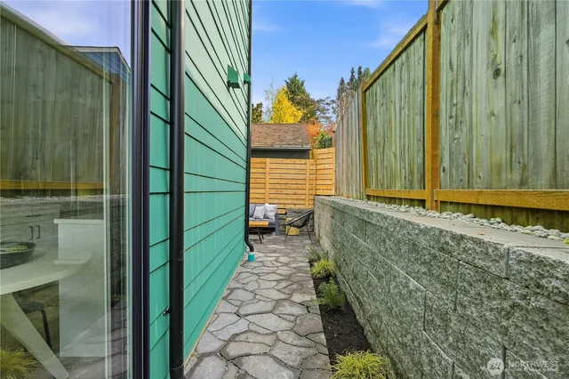 $749,000 | 7554 39th Avenue Southwest, Seattle, WA 98126