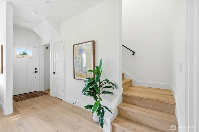 $749,000 | 7554 39th Avenue Southwest, Seattle, WA 98126