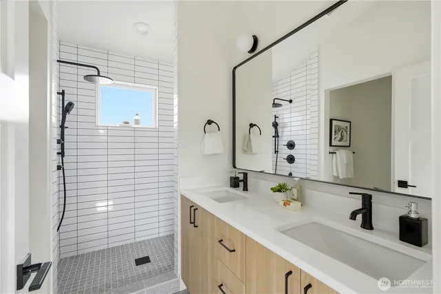 $749,000 | 7554 39th Avenue Southwest, Seattle, WA 98126