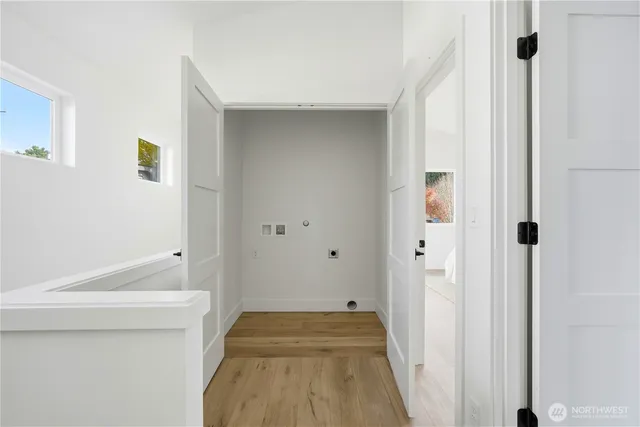 $749,000 | 7554 39th Avenue Southwest, Seattle, WA 98126