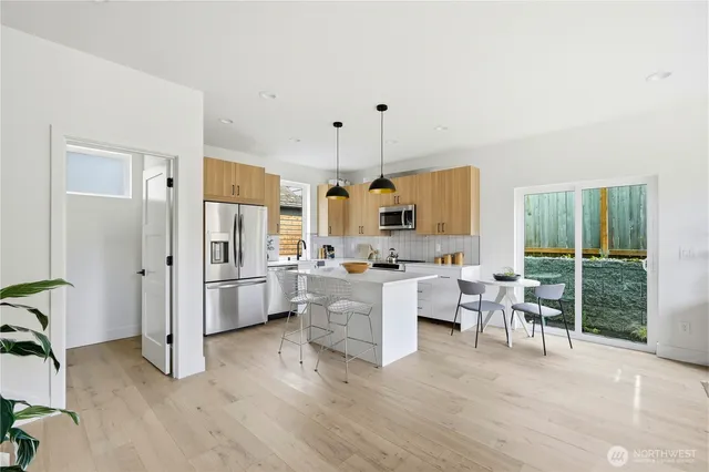 $749,000 | 7554 39th Avenue Southwest, Seattle, WA 98126