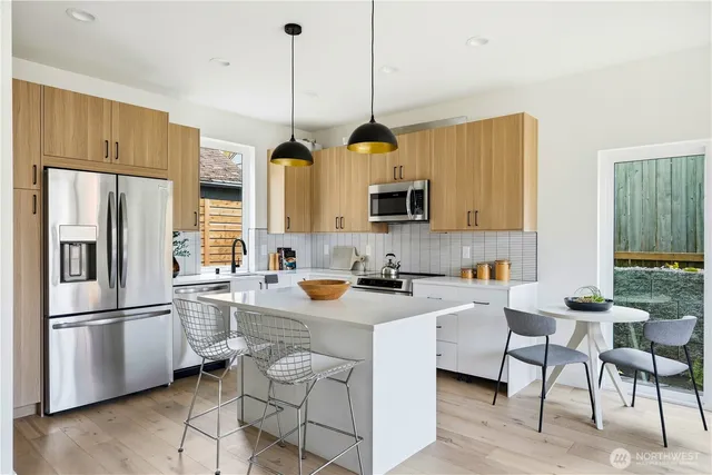 $749,000 | 7554 39th Avenue Southwest, Seattle, WA 98126