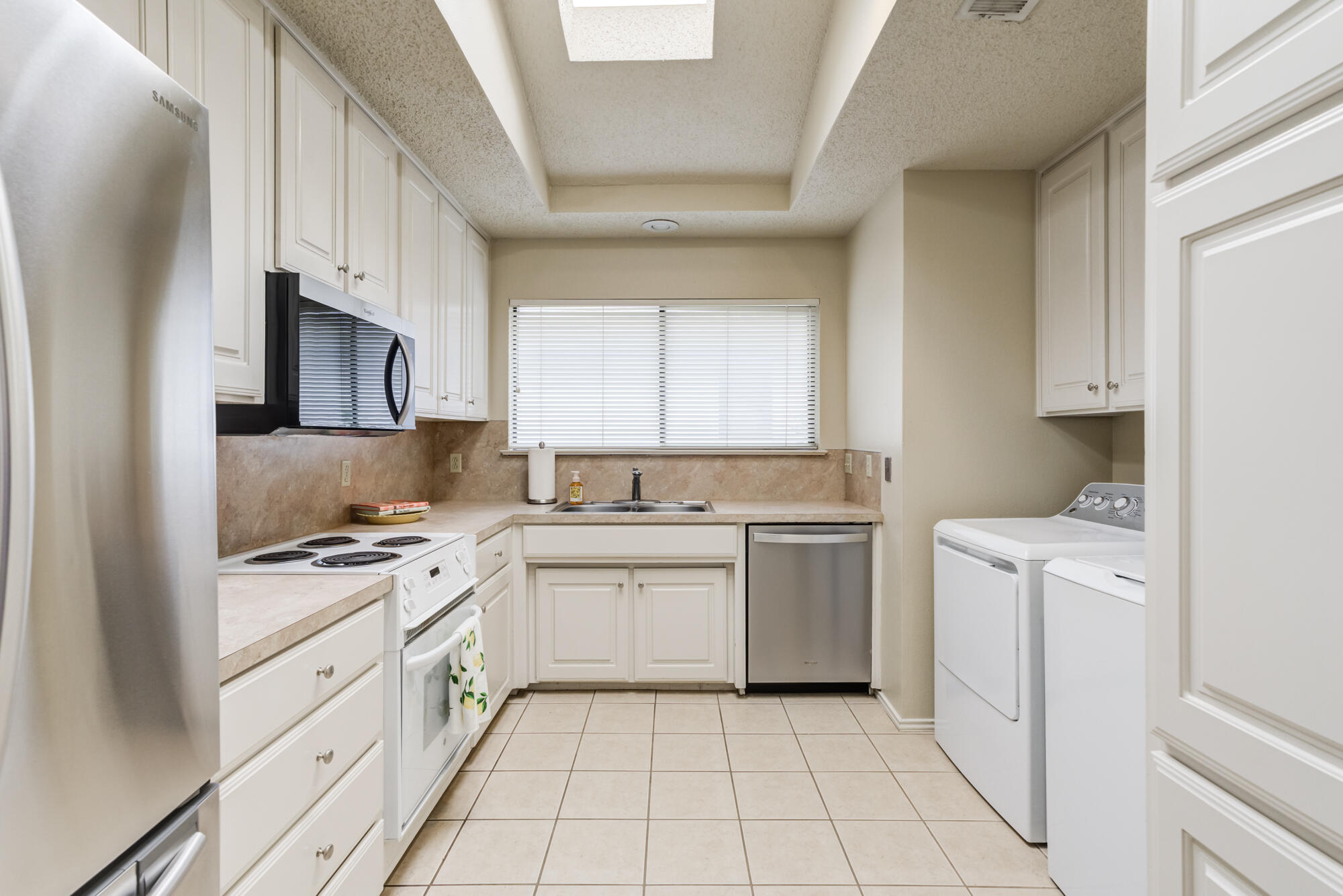3414 91st Street Lubbock, TX 79423 - Photo 15 of 35 DSC08724_5_6_7_8
