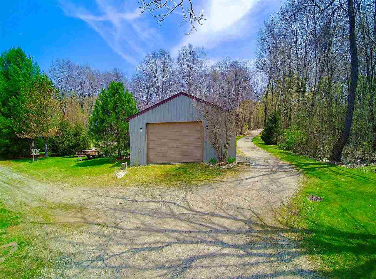 7140 Coon Hill Road Munith, MI 49259 - Photo 32 of 36 50011070-31.JPG