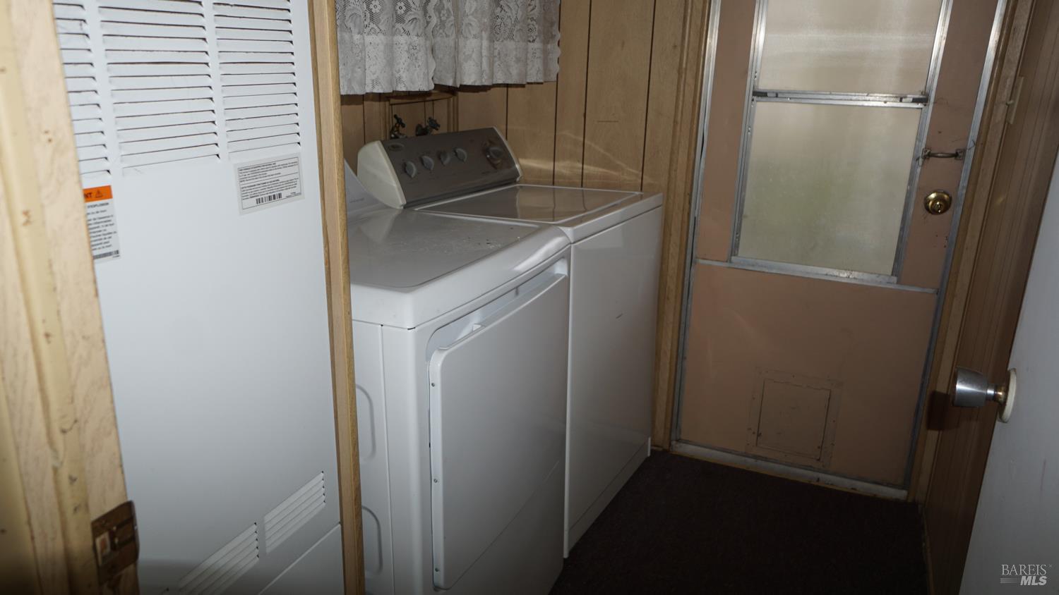 56 Ellie Drive Santa Rosa, CA 95403 - Photo 9 of 17 a utility room with washer and dryer
