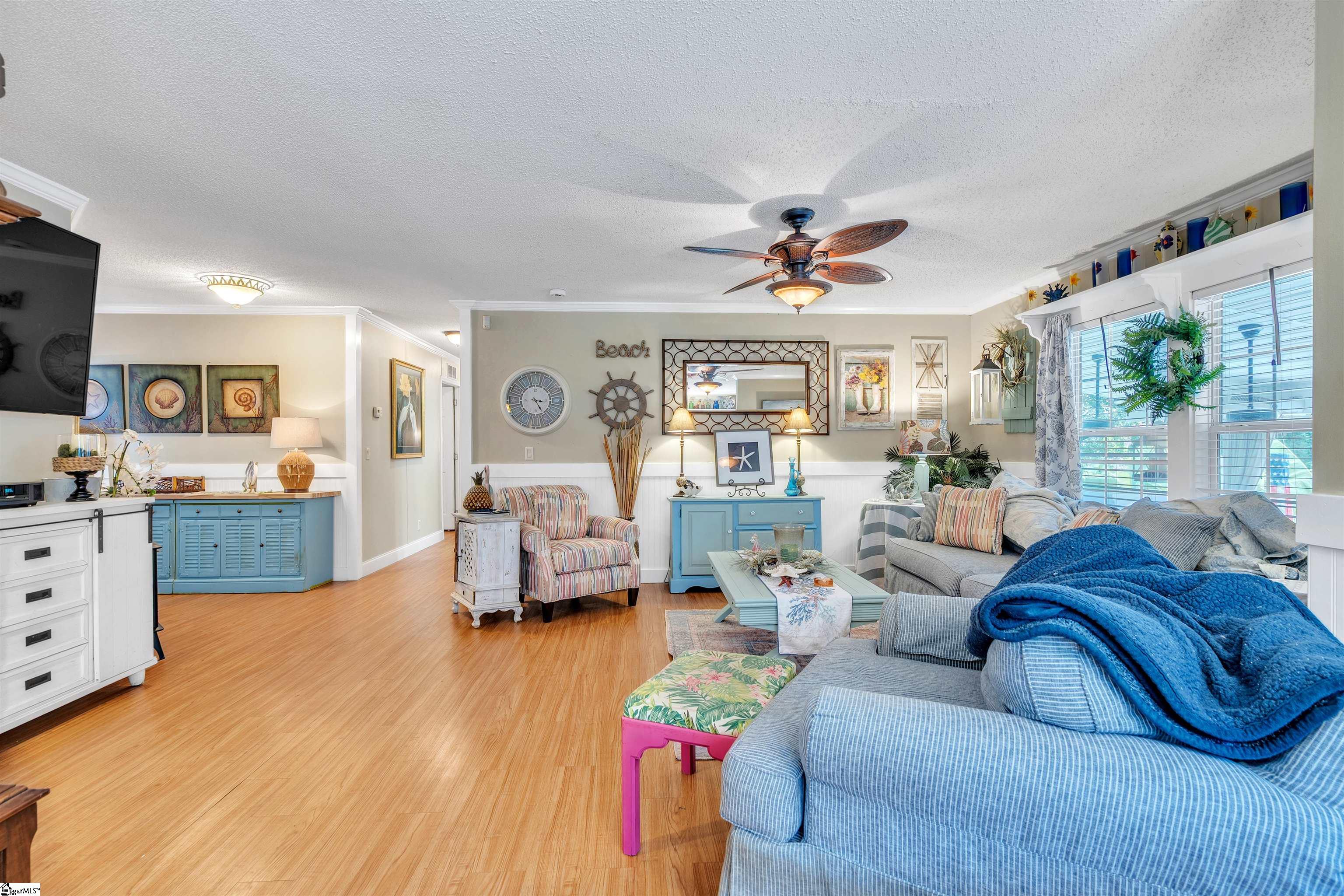 552 South Buckhorn Road Greenville, SC 29609 - Photo 6 of 32