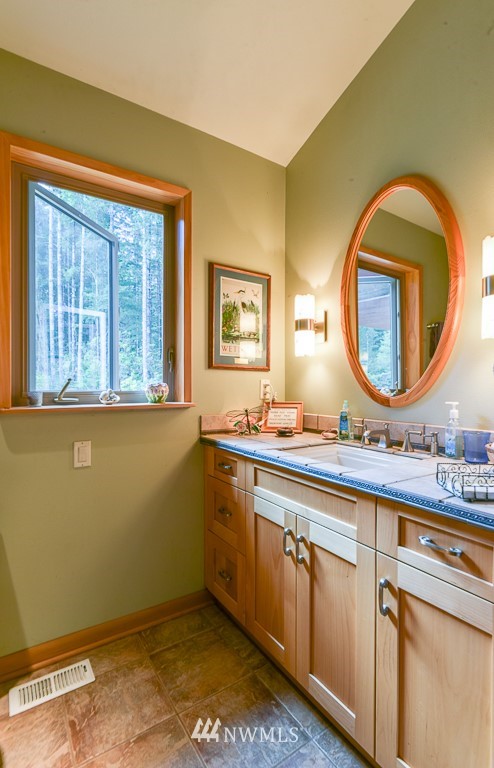 664 Raptor Lane Northwest Seabeck, WA 98380 - Photo 18 of 39 Gallery Image 18