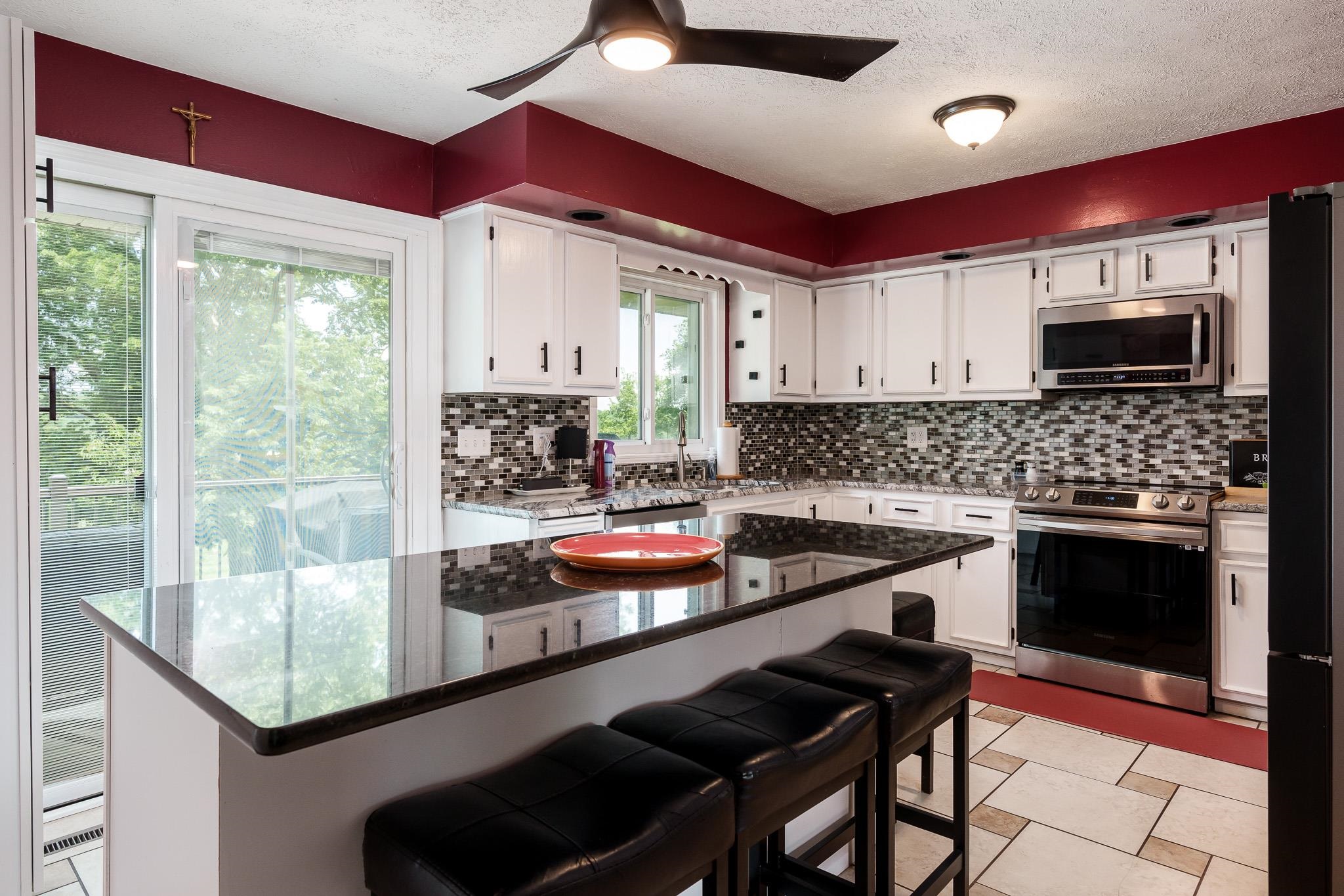 280 Knoll Road Belvidere, IL 61008 - Photo 14 of 58