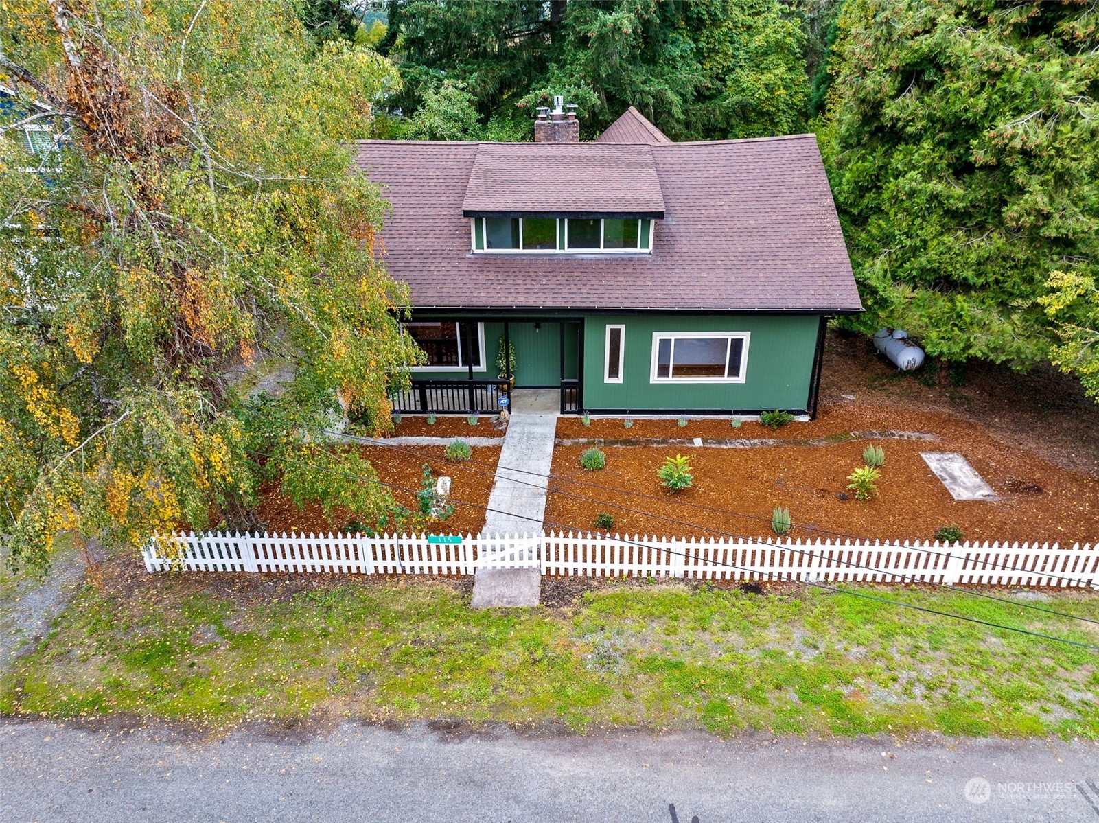 115 Ronge Street North Roy, WA 98580 - Photo 3 of 40