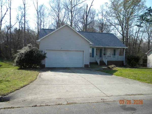 $222,500 | 4620 Leprechaun Lane, Winston-Salem, NC 27127